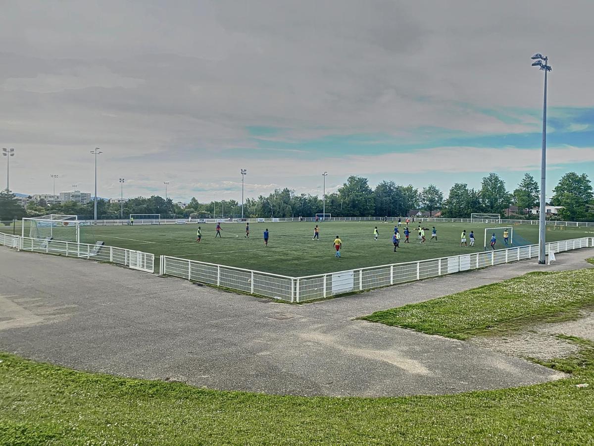 Votre Cocon Parfait A 9 Min D'Eurexpo Et 14 Min Groupama Apartman Saint-Priest  Kültér fotó